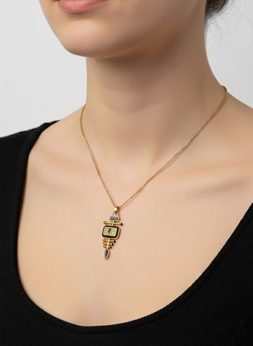 Bi-Takı | Lacivert Mine ve Kristal Taşlı Etnik Kolye